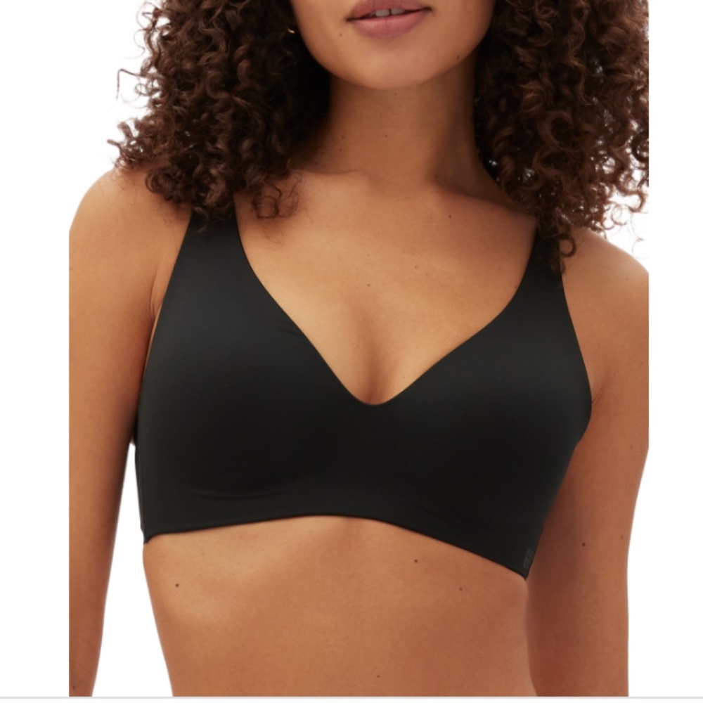Gap GapBody Women's Everyday Essentials Wireless Bra GPW00355